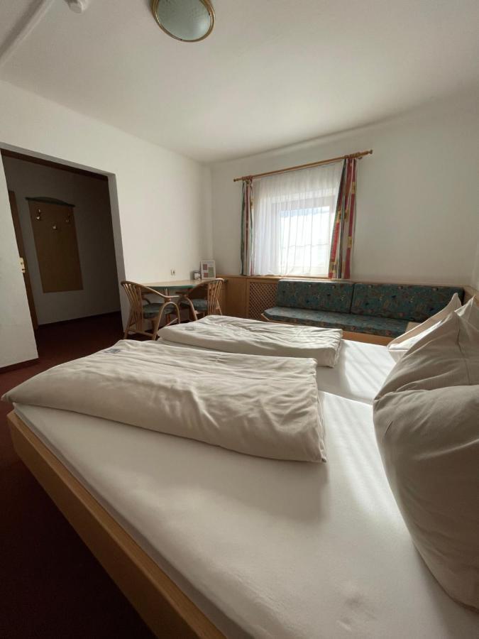 Hotel Die Metzgerstubn سانكت مايكل ايم لون المظهر الخارجي الصورة
